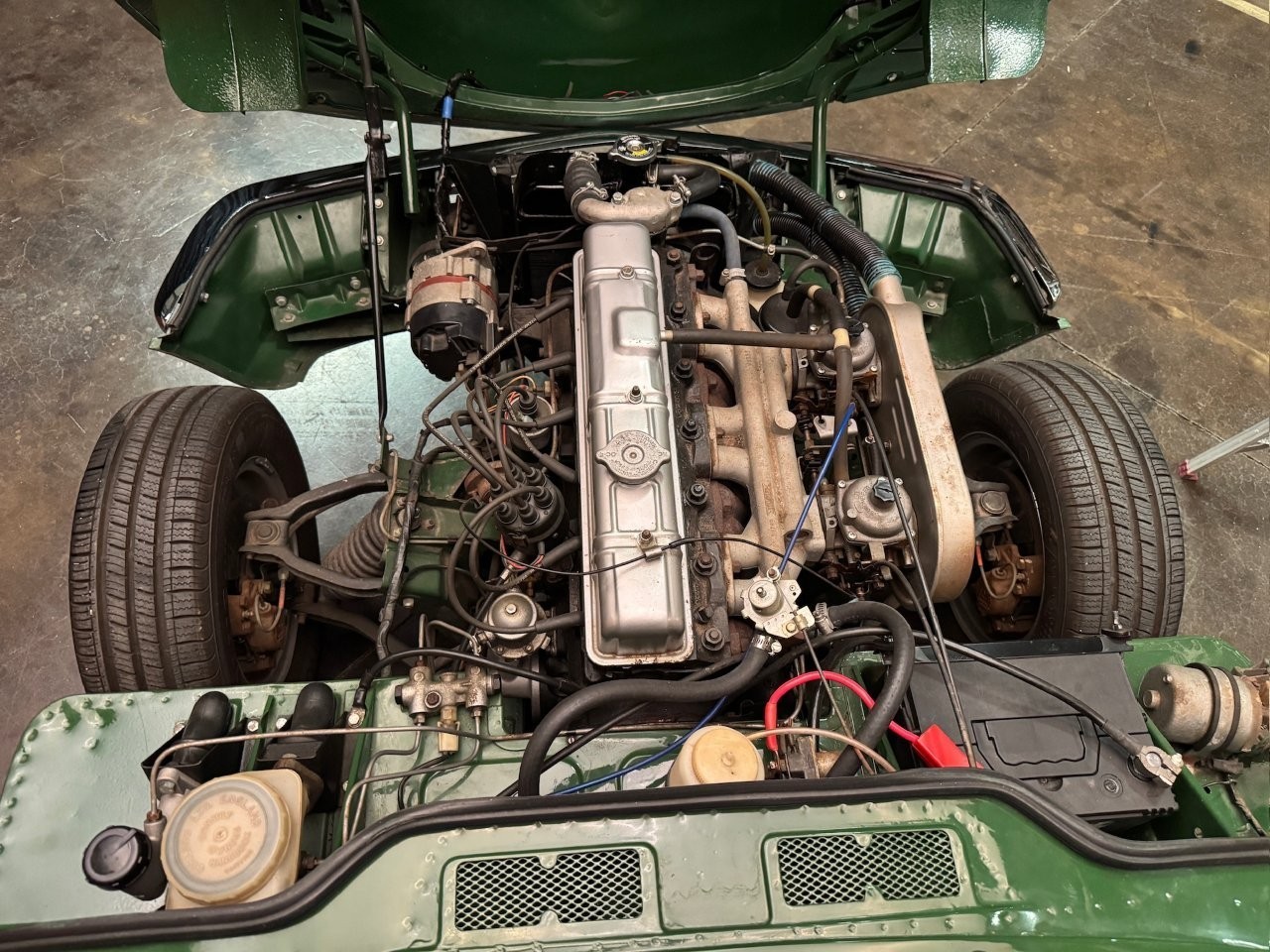 Triumph-GT6-1972-36