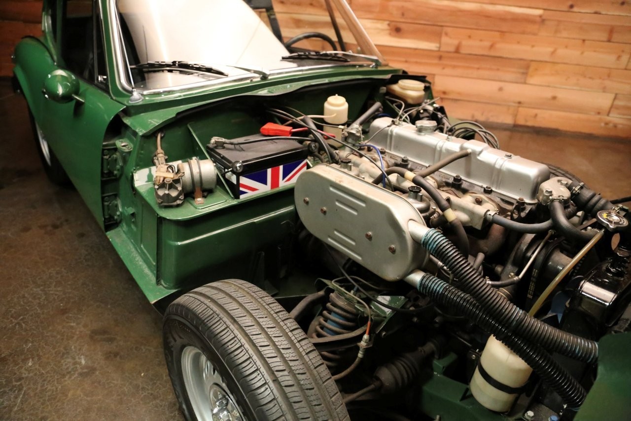 Triumph-GT6-1972-37