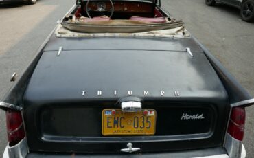 Triumph-Herald-1963-Convertible-10