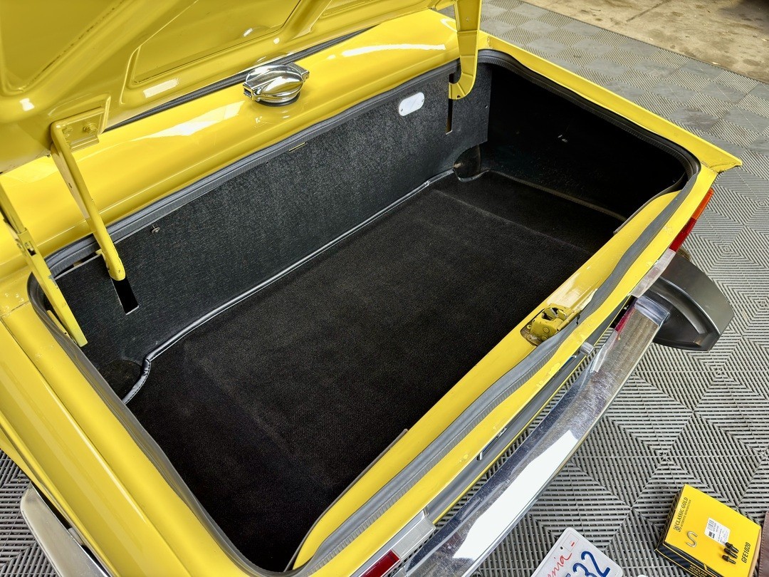 Triumph-Other-1974-Convertible-18