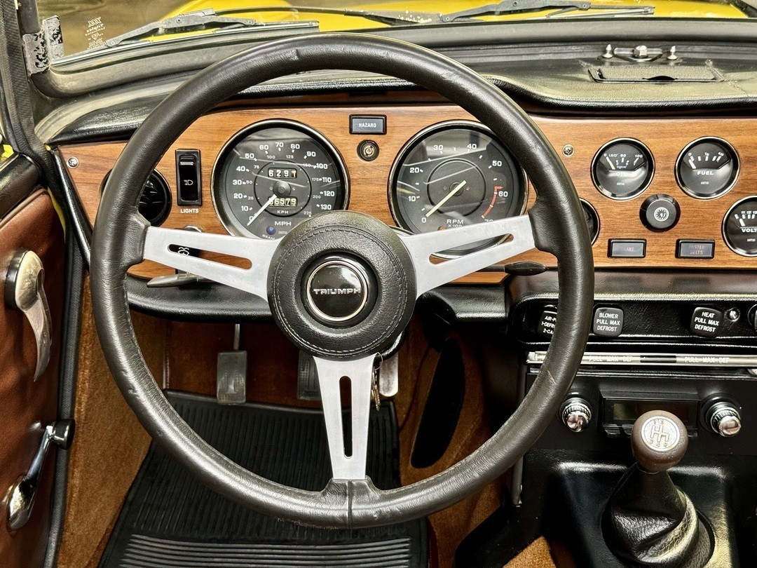 Triumph-Other-1974-Convertible-21