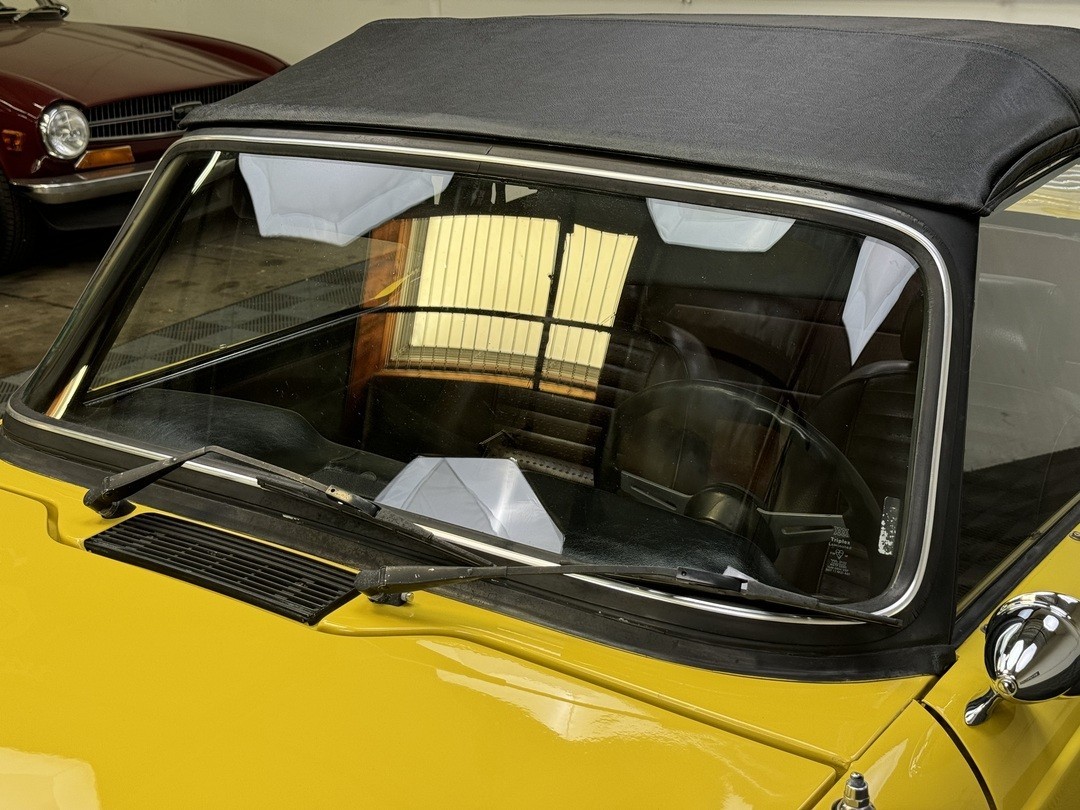 Triumph-Other-1974-Convertible-9