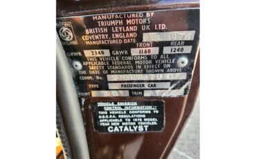 Triumph-Spitfire-1976-Brown-Met-Biscuit-12
