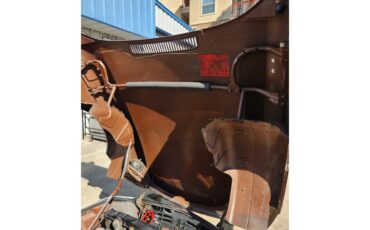 Triumph-Spitfire-1976-Brown-Met-Biscuit-13