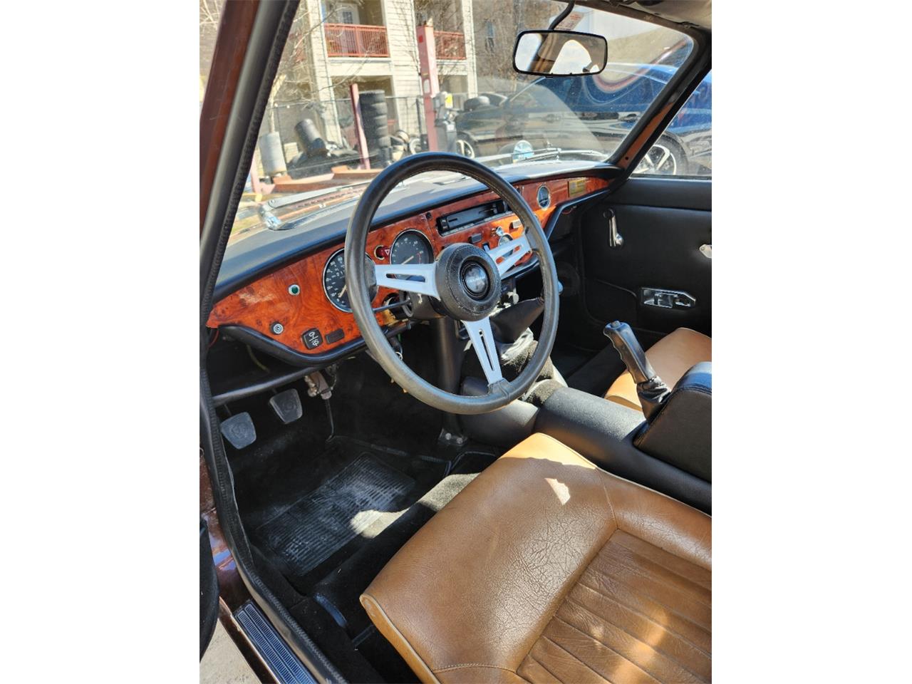 Triumph-Spitfire-1976-Brown-Met-Biscuit-8