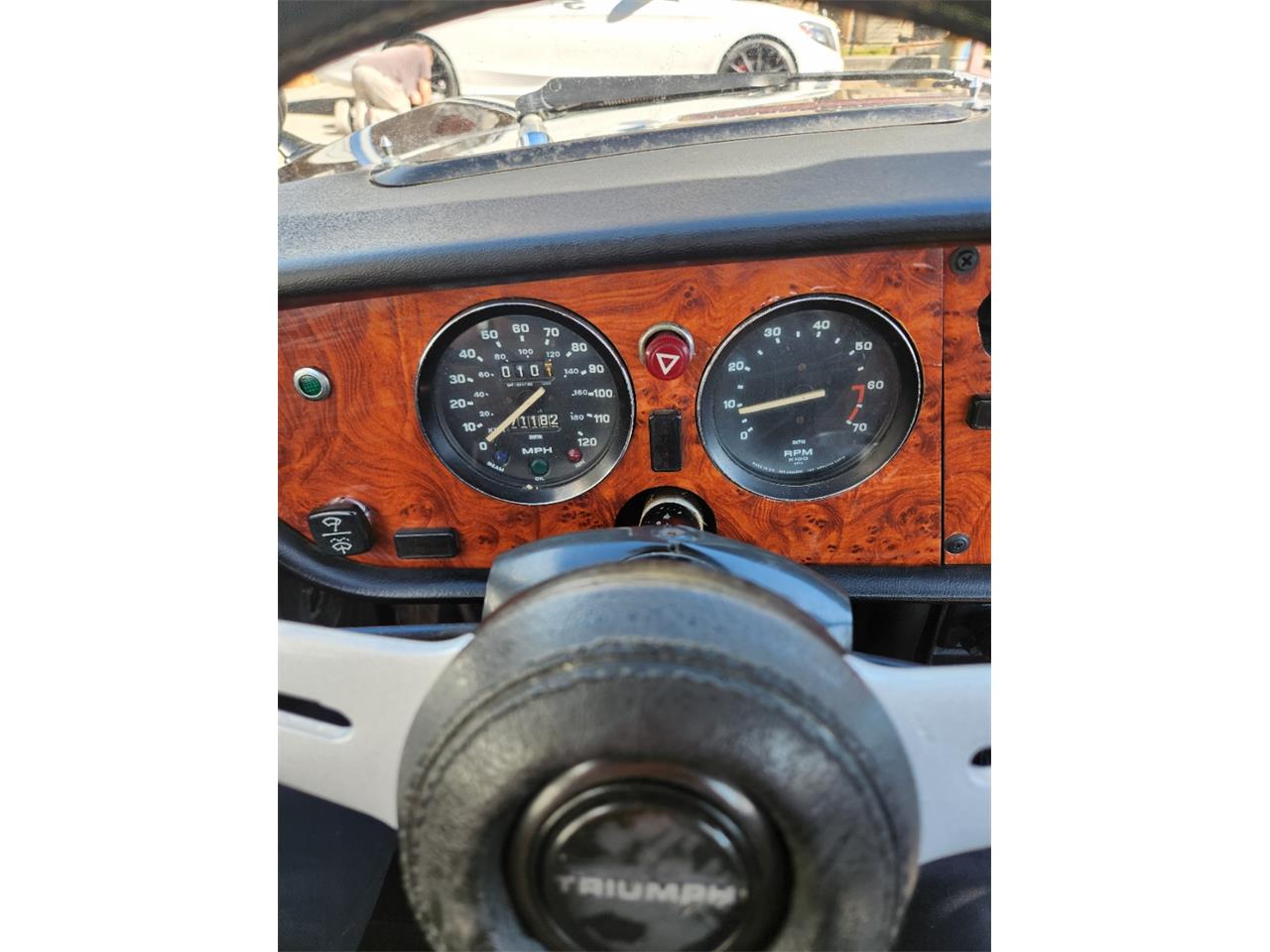 Triumph-Spitfire-1976-Brown-Met-Biscuit-9