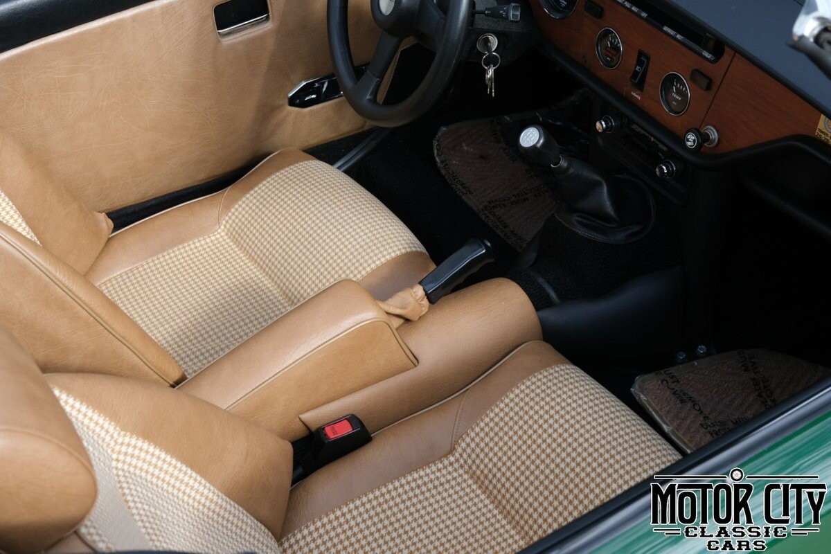 Triumph-Spitfire-1980-18