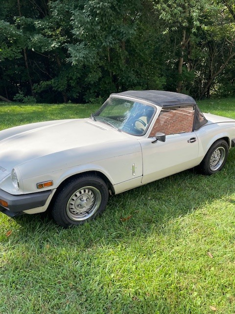 Triumph-Spitfire-1980-Convertible-3