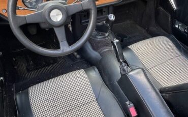 Triumph-Spitfire-1980-Convertible-7