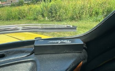 Triumph-Stag-Mark-II-1973-Convertible-14