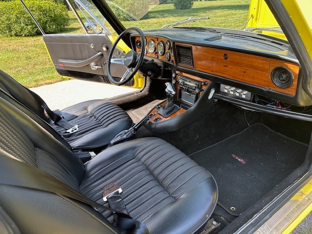 Triumph-Stag-Mark-II-1973-Convertible-25