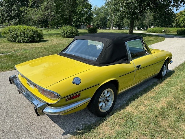 Triumph-Stag-Mark-II-1973-Convertible-4