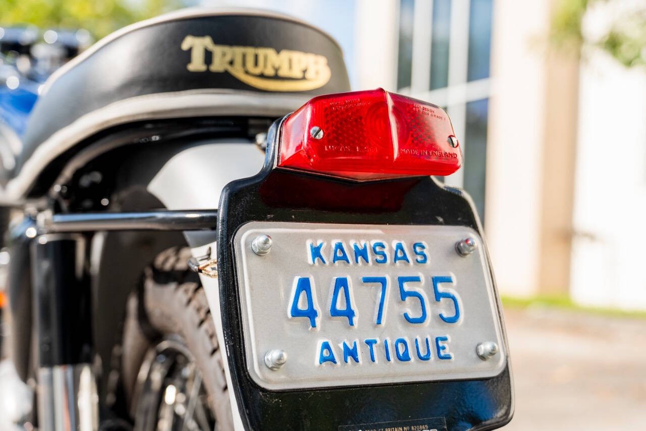 Triumph-T120R-1965-Motorcycles-Scooters-10