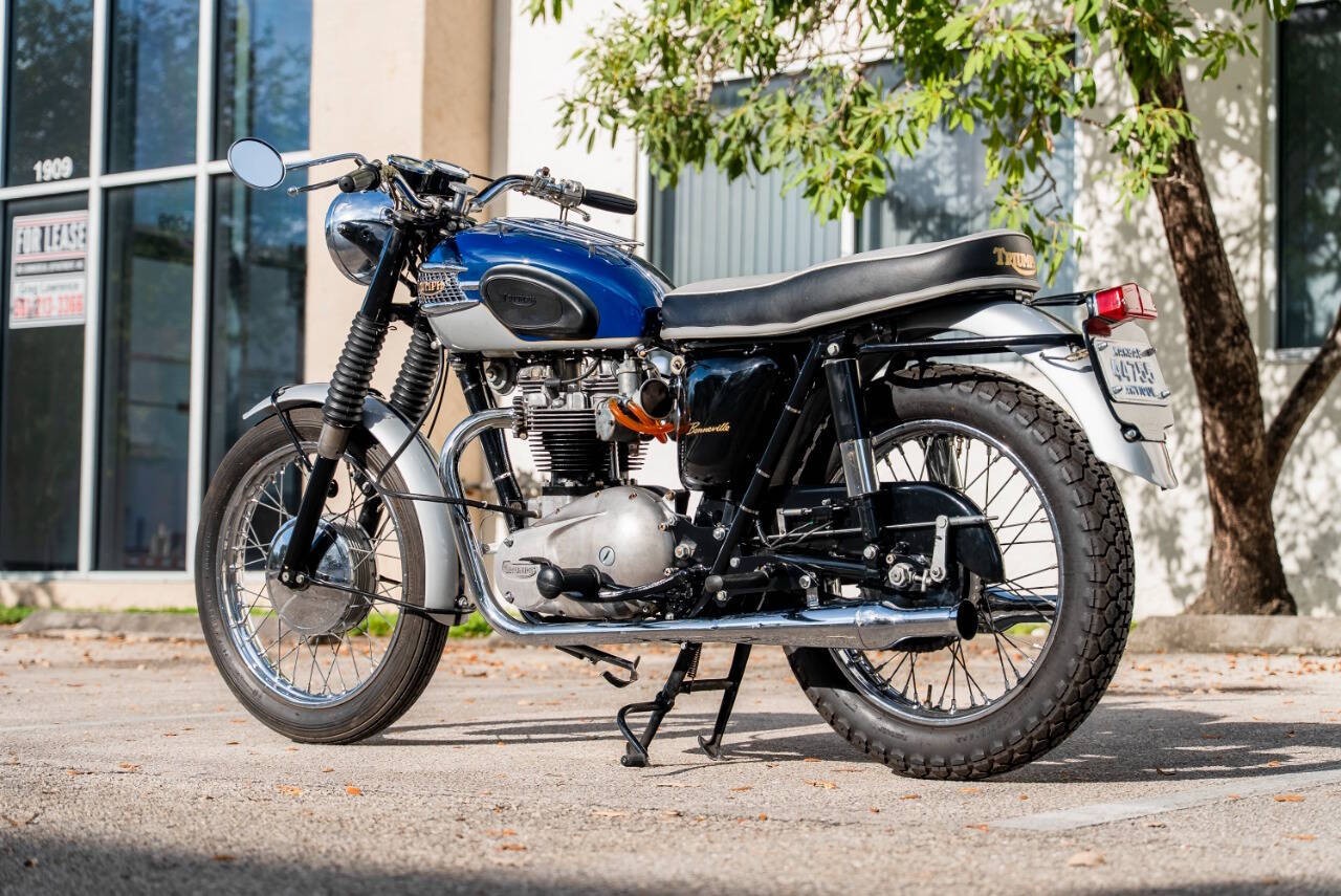 Triumph-T120R-1965-Motorcycles-Scooters-2