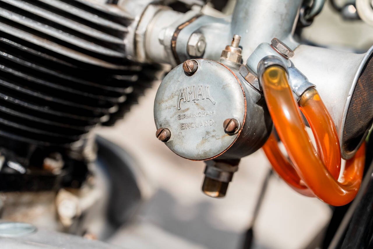 Triumph-T120R-1965-Motorcycles-Scooters-21