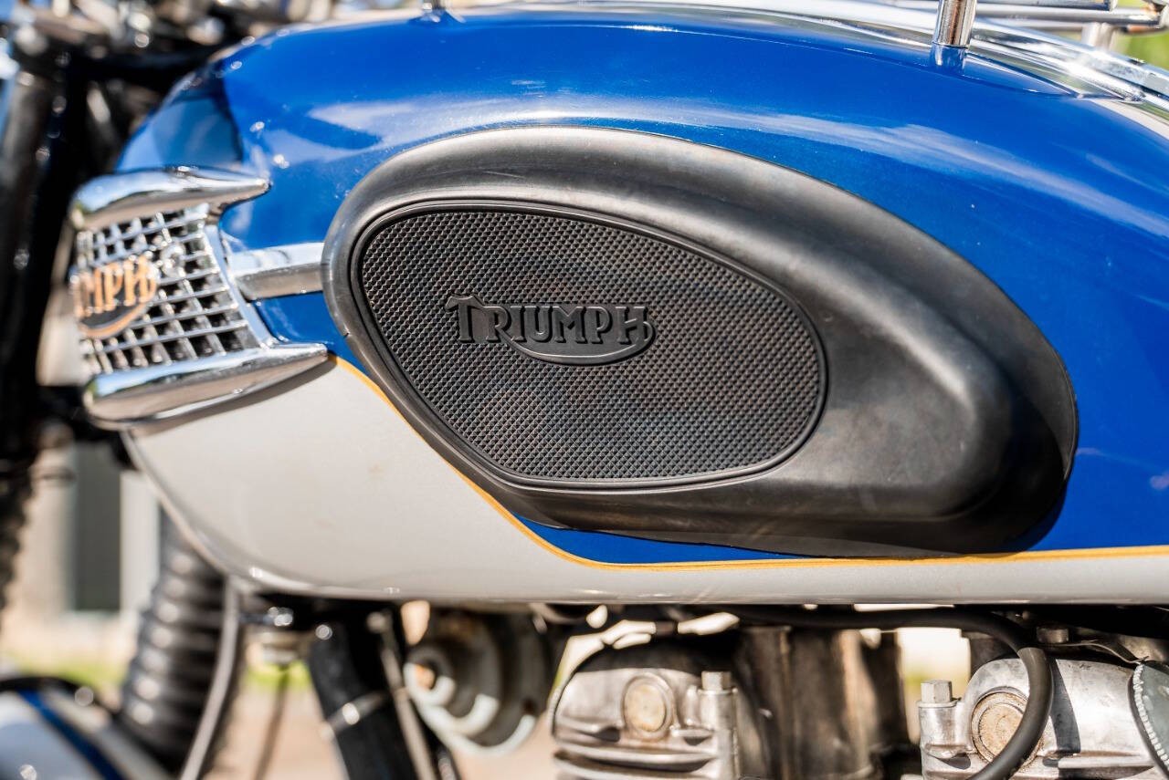 Triumph-T120R-1965-Motorcycles-Scooters-24