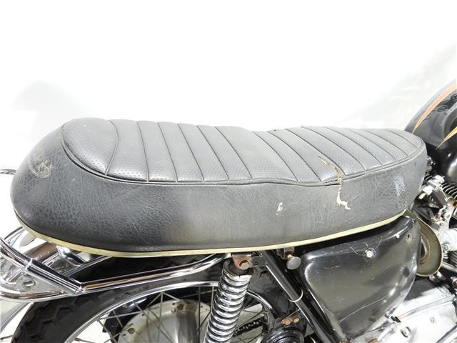 Triumph-T150-750-Trident-2879A-1973-14