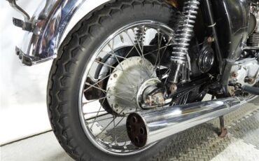Triumph-T150-750-Trident-2879A-1973-16