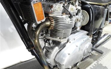 Triumph-T150-750-Trident-2879A-1973-32