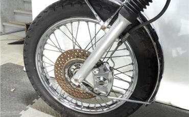 Triumph-T150-750-Trident-2879A-1973-37