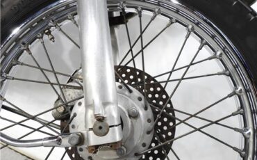 Triumph-T150-750-Trident-2879A-1973-4