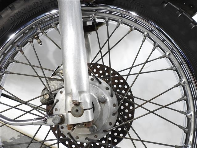 Triumph-T150-750-Trident-2879A-1973-4