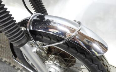 Triumph-T150-750-Trident-2879A-1973-5