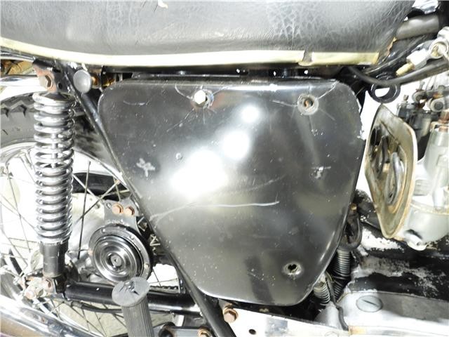 Triumph-T150-750-Trident-2879A-1973-9