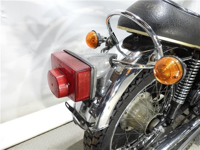 Triumph-T150-750-Trident-T150V-2879B-1974-14
