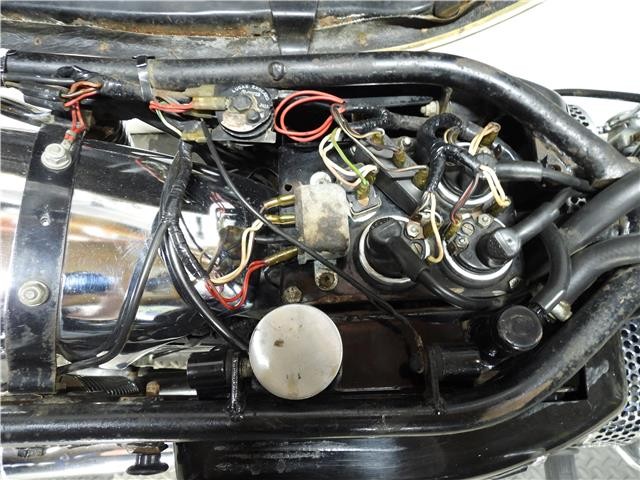 Triumph-T150-750-Trident-T150V-2879B-1974-21