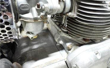 Triumph-T150-750-Trident-T150V-2879B-1974-29
