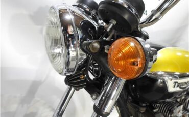 Triumph-T150-750-Trident-T150V-2879B-1974-37