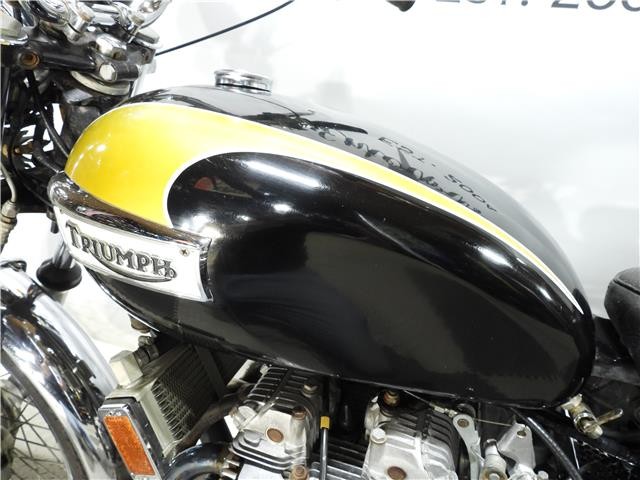 Triumph-T150-750-Trident-T150V-2879B-1974-39