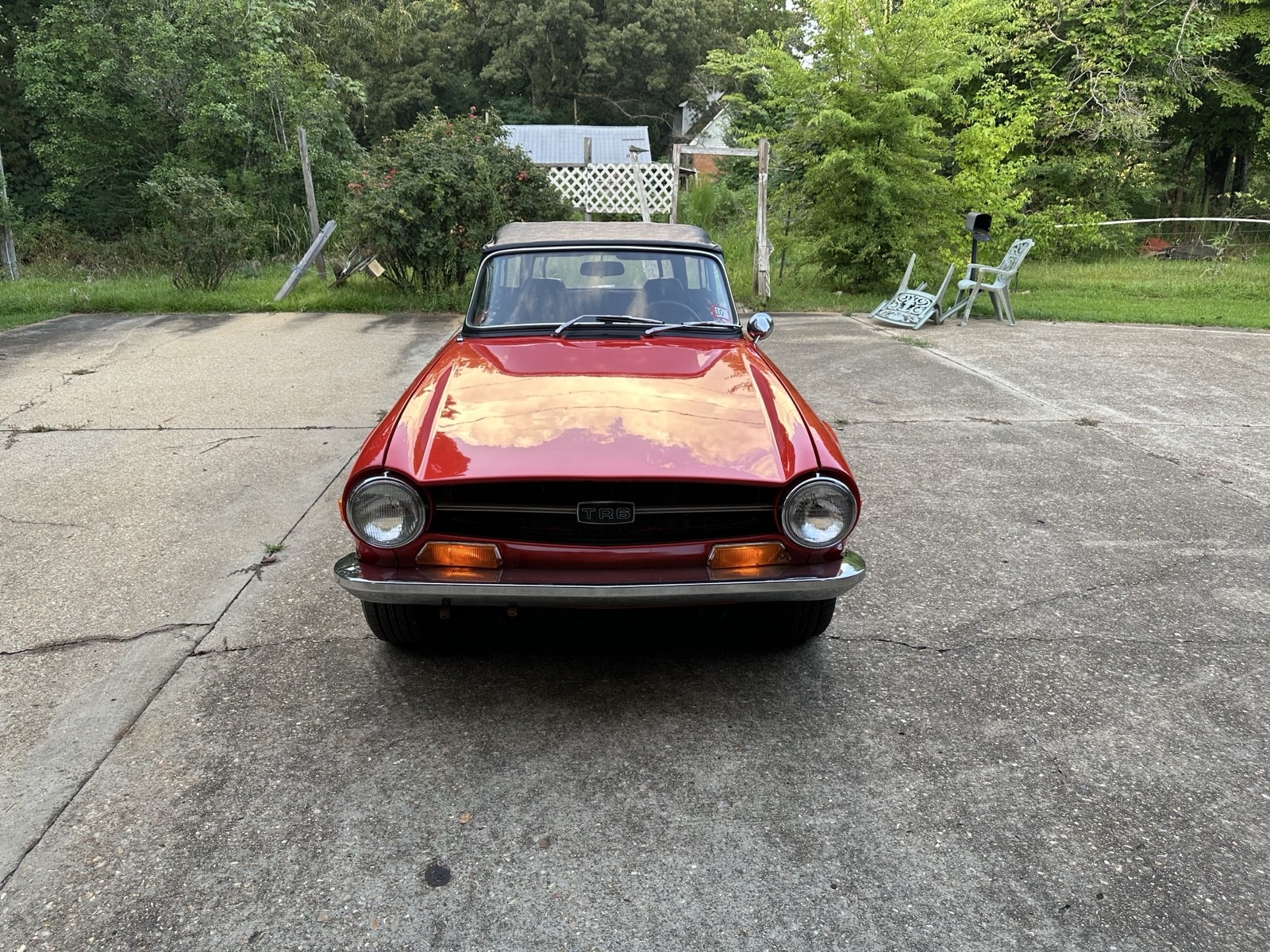 Triumph-TR-6-1971-Convertible-3