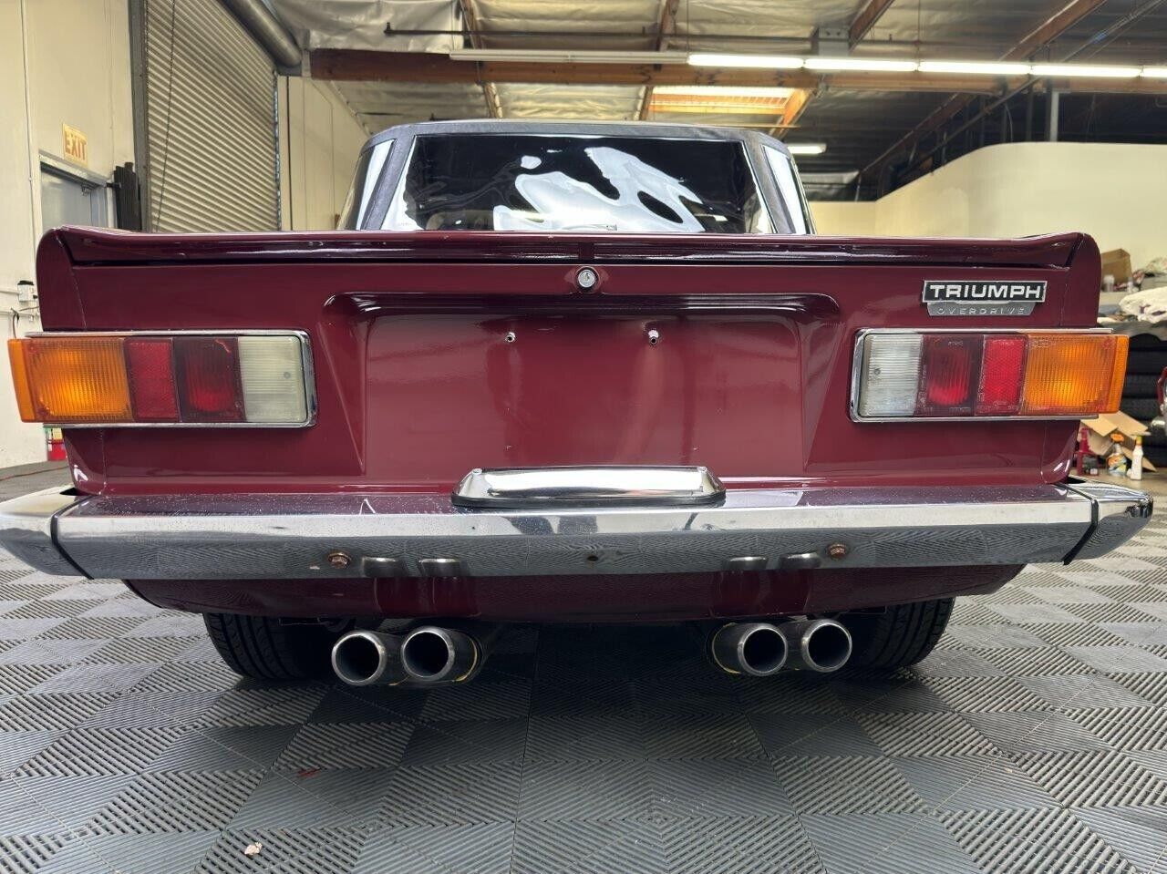 Triumph-TR-6-1971-Convertible-3