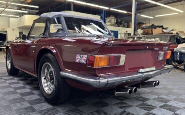 Triumph-TR-6-1971-Convertible-5
