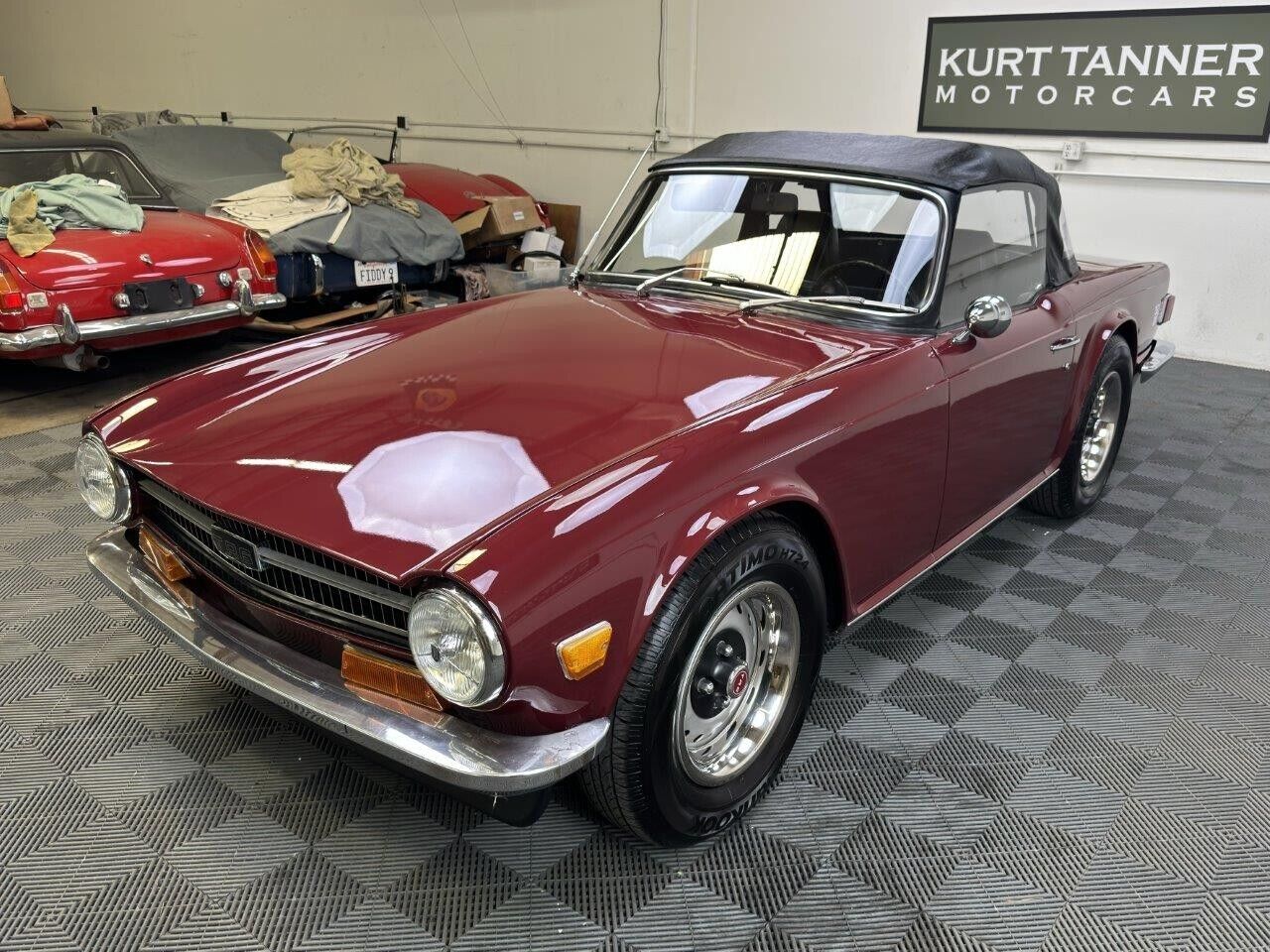 Triumph-TR-6-1971-Convertible-6