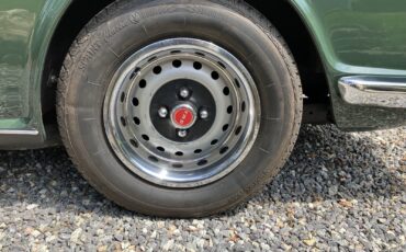 Triumph-TR-6-1972-10