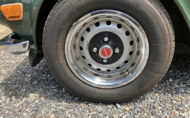 Triumph-TR-6-1972-11