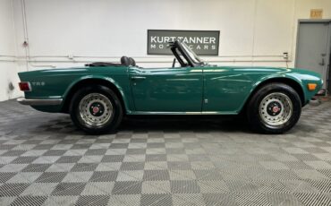Triumph-TR-6-1972-Convertible-1