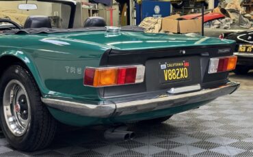 Triumph-TR-6-1972-Convertible-10