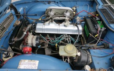 Triumph-TR-6-1972-Convertible-17