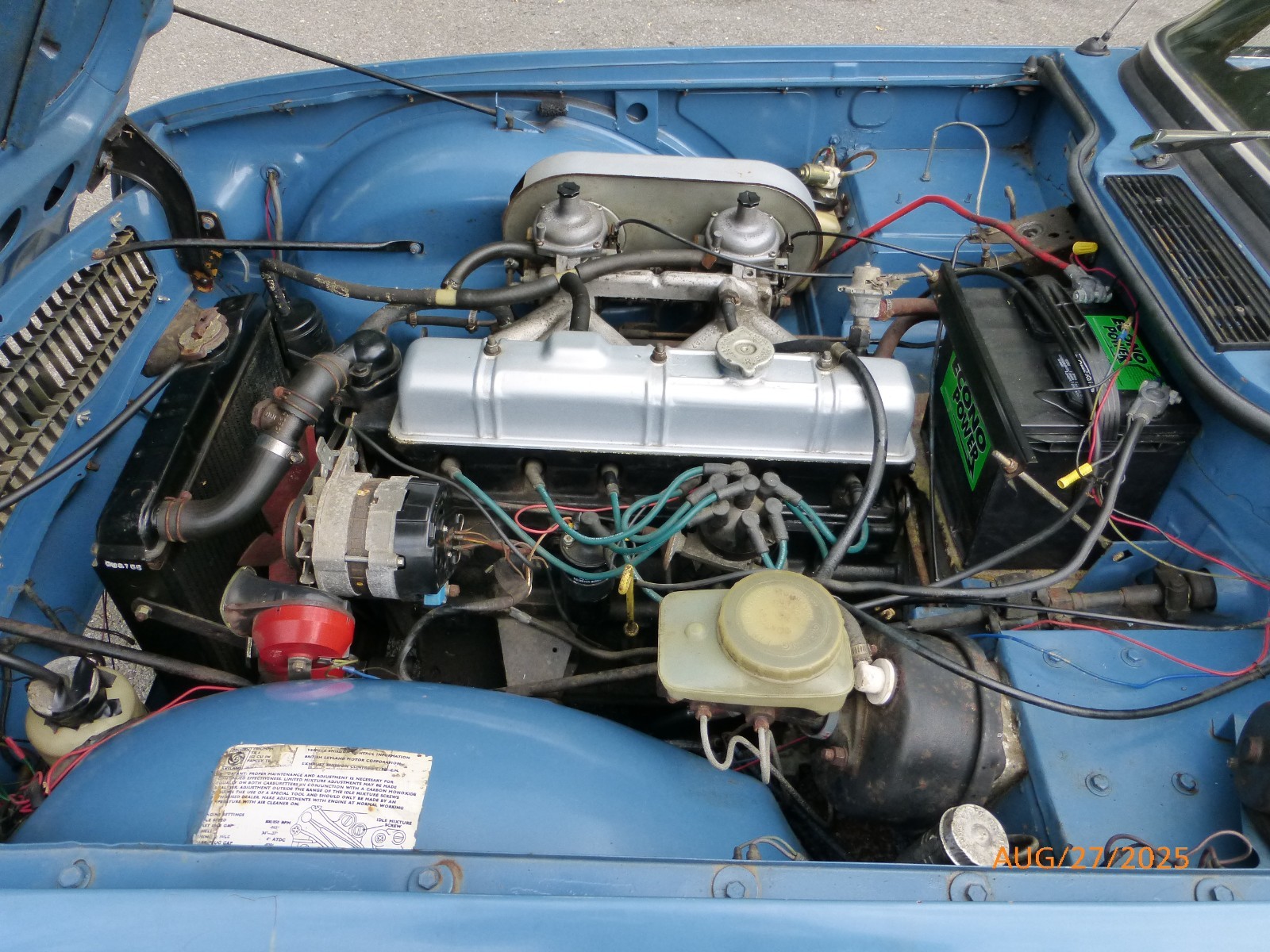 Triumph-TR-6-1972-Convertible-17