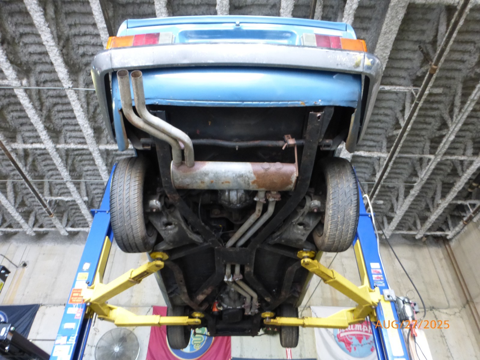 Triumph-TR-6-1972-Convertible-20