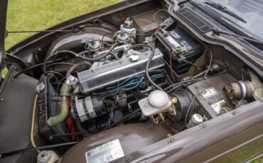 Triumph-TR-6-1973-Convertible-1