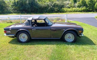 Triumph-TR-6-1973-Convertible-5