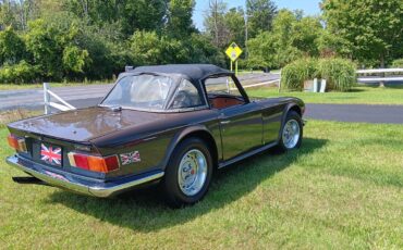 Triumph-TR-6-1973-Convertible-6