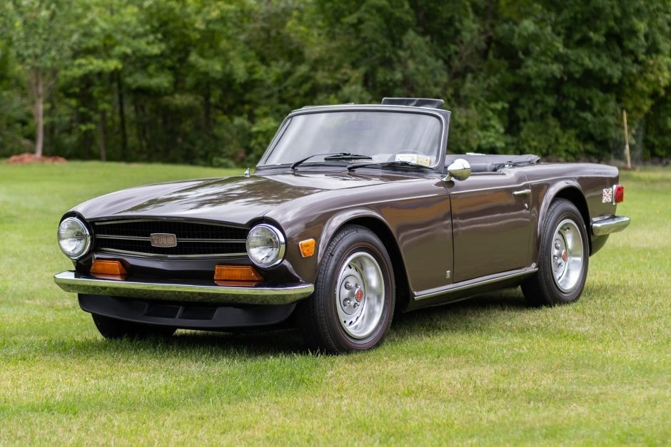 Triumph-TR-6-1973-Convertible-7