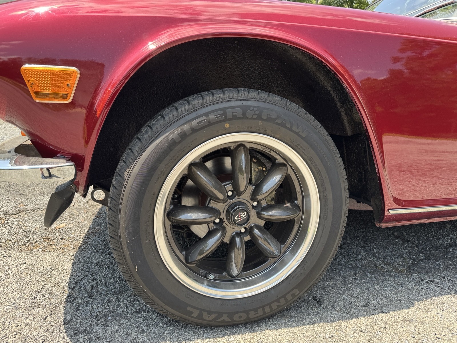 Triumph-TR-6-1973-Convertible-9