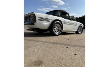 Triumph-TR-6-1974-6